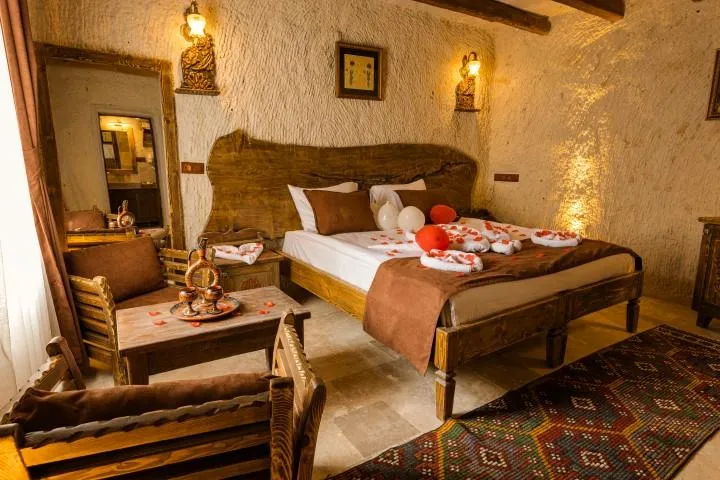 Cave Suite Room