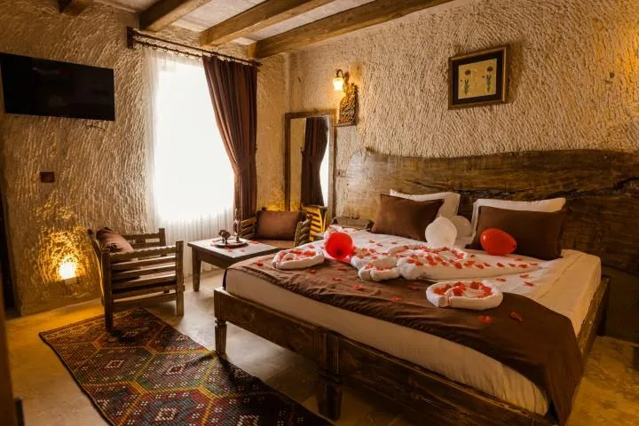 Cave Suite Room