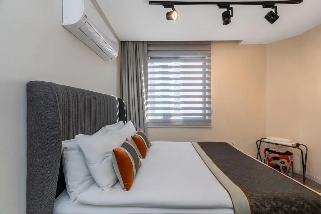 House,Bahçe veya Sokak Manzaralı,Mutfaklı