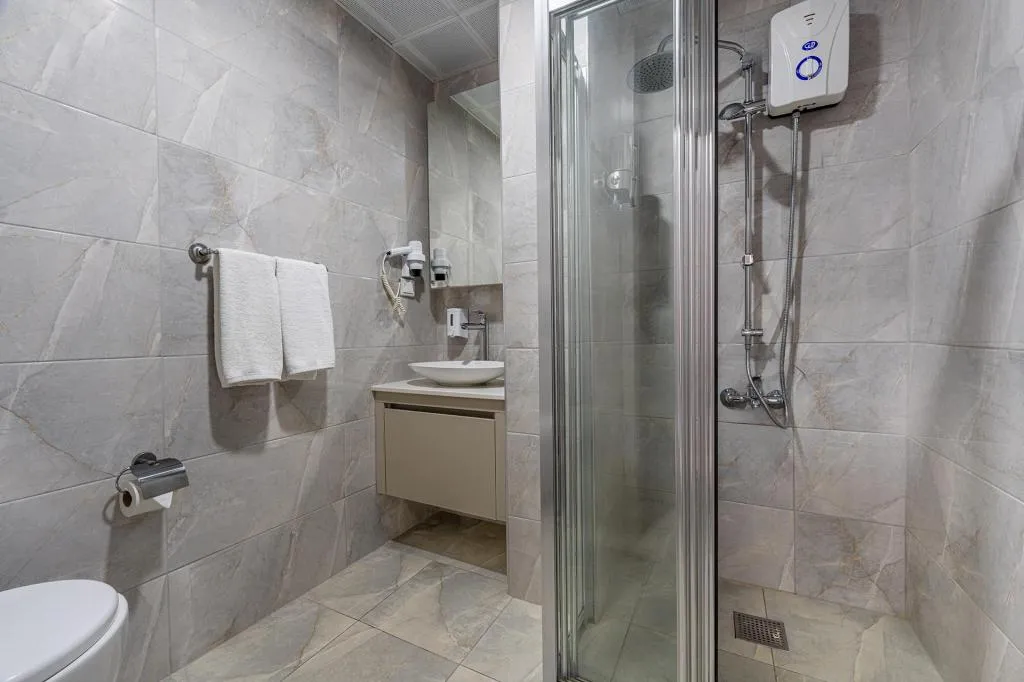 House,Bahçe veya Sokak Manzaralı,Mutfaklı