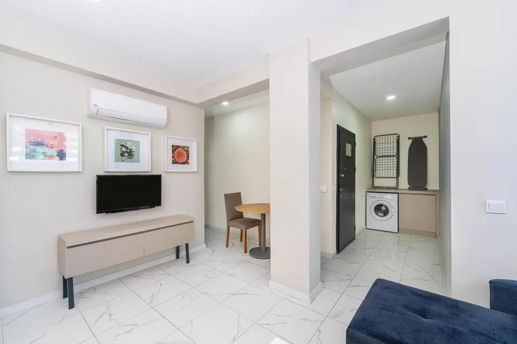 House,Bahçe veya Sokak Manzaralı,Mutfaklı
