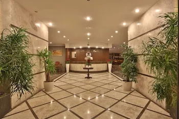 Bon Hotel City & Resort