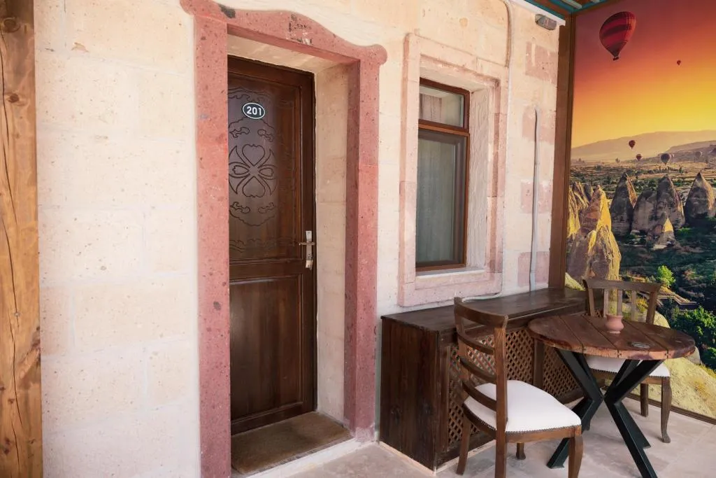 DELUXE FAMILY ROOM WITH BALCONY 201