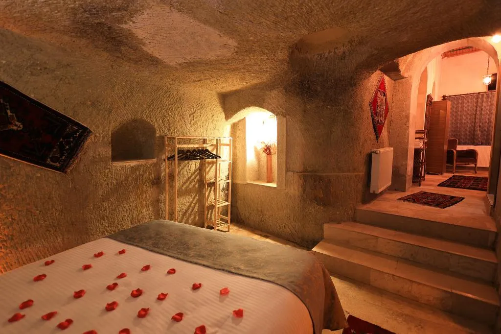 Cave Room,Bahçe Manzaralı