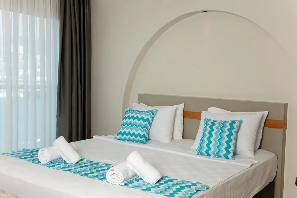 Studio Suite,Deniz Manzaralı,Jakuzili