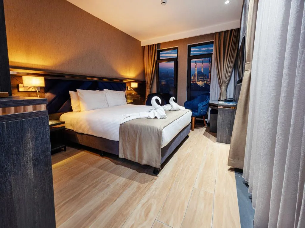 Superior Triple Room,Şehir Manzaralı