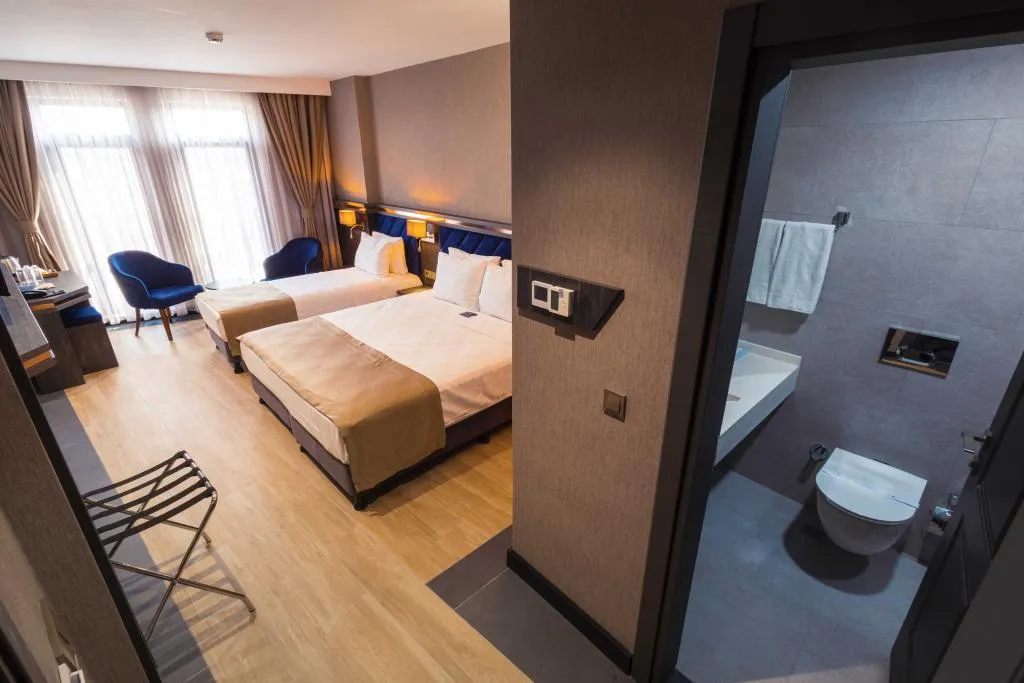 Family Room Triple,Şehir Manzaralı