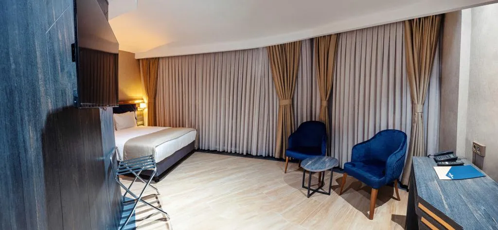 Family Room Triple,Şehir Manzaralı