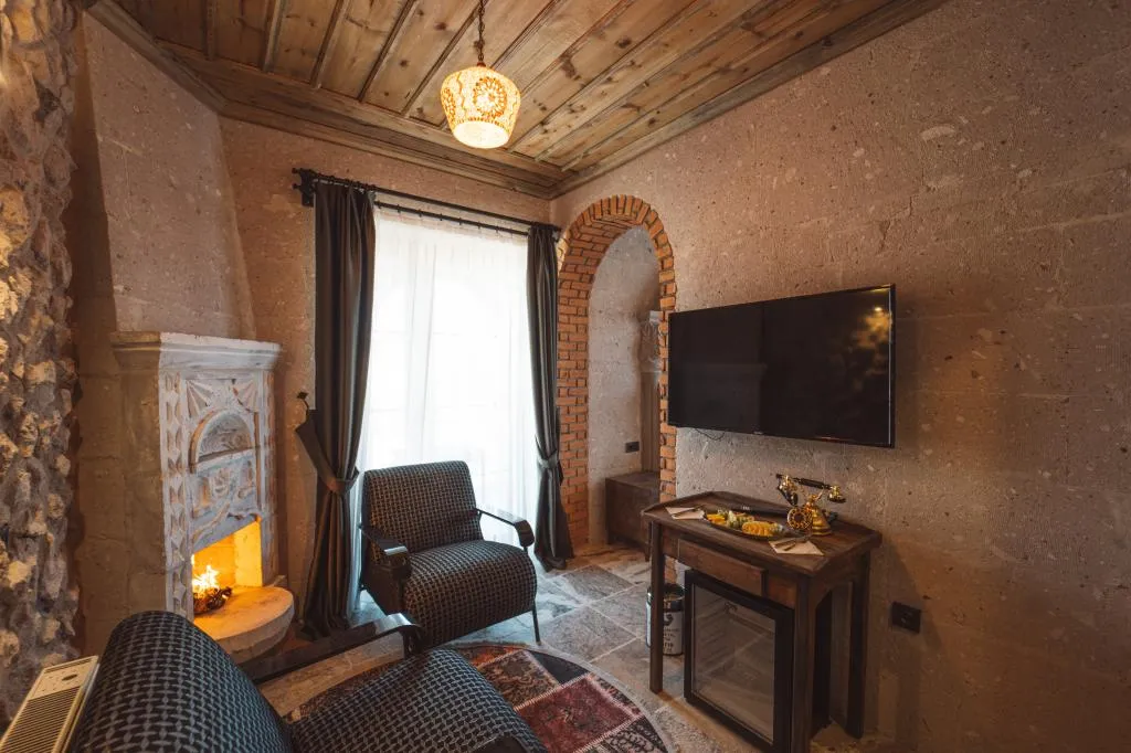 Luxury Suite,Bahçe Manzaralı,Şömineli ve Jakuzili