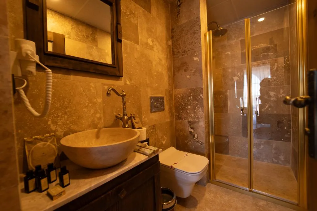 Luxury Suite,Bahçe Manzaralı,Şömineli ve Jakuzili