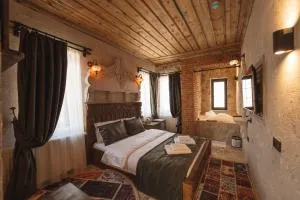 Alin Stone House