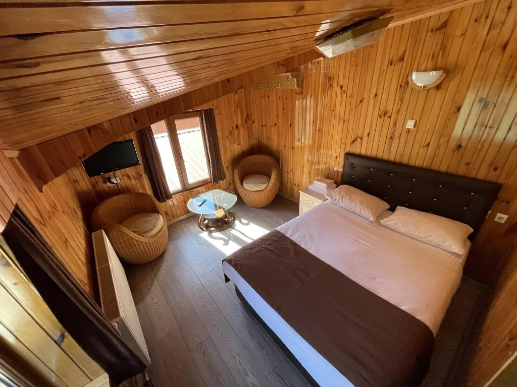 Double Room With Lake View