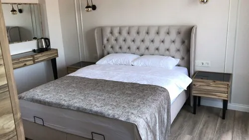 Göl Manzaralı, Jakuzili Deluxe Oda