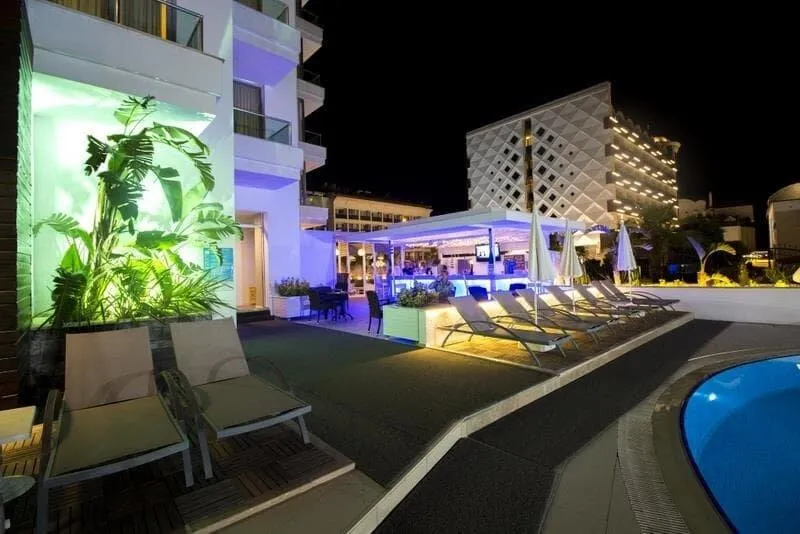 Havuz Bar