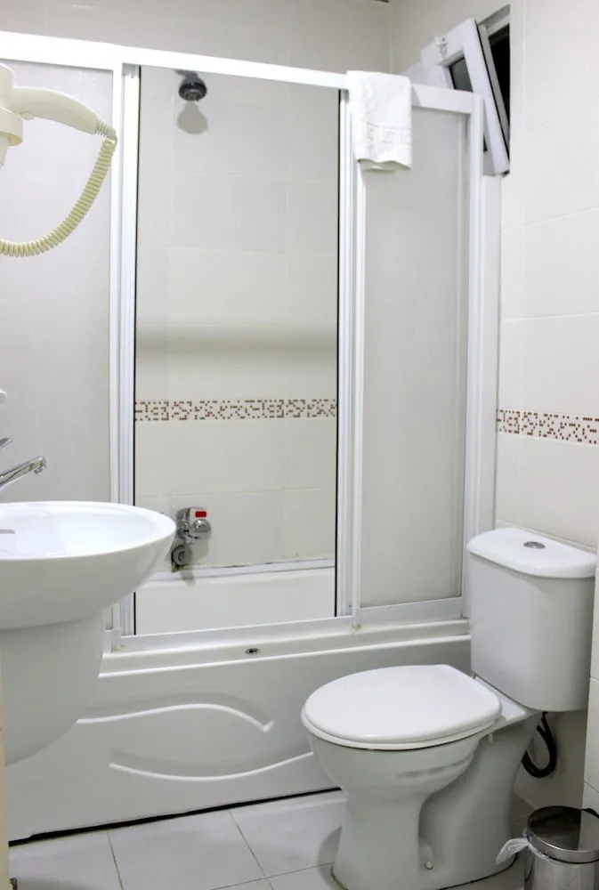 İki Ayrı Yataklı Oda, 2 Tek Kişilik Yatak