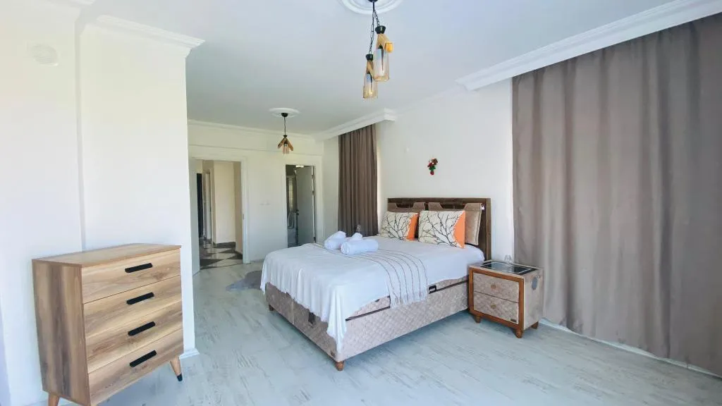 Villa,Deniz ve Doğa Manzaralı,1. Kat