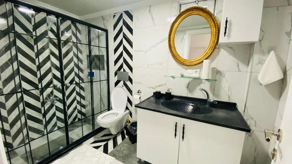 Villa,Deniz ve Doğa Manzaralı,1. Kat