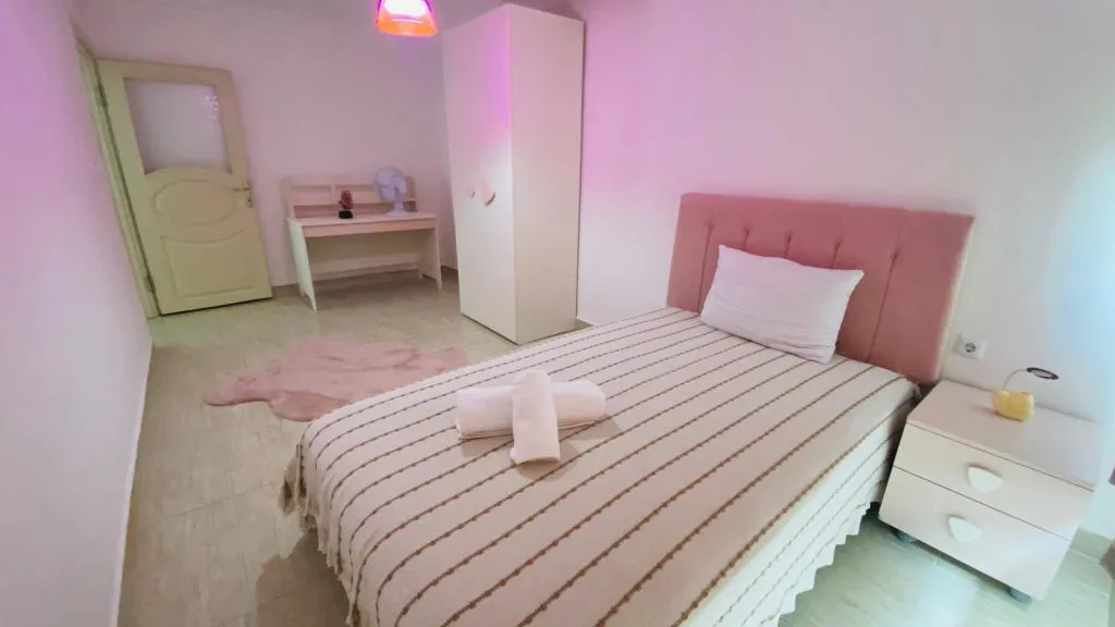 Villa,Deniz ve Doğa Manzaralı,2. Kat