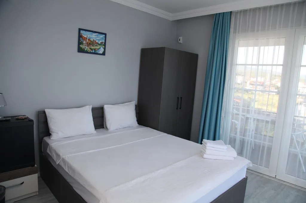 Standart Oda Bahçe Verandalı