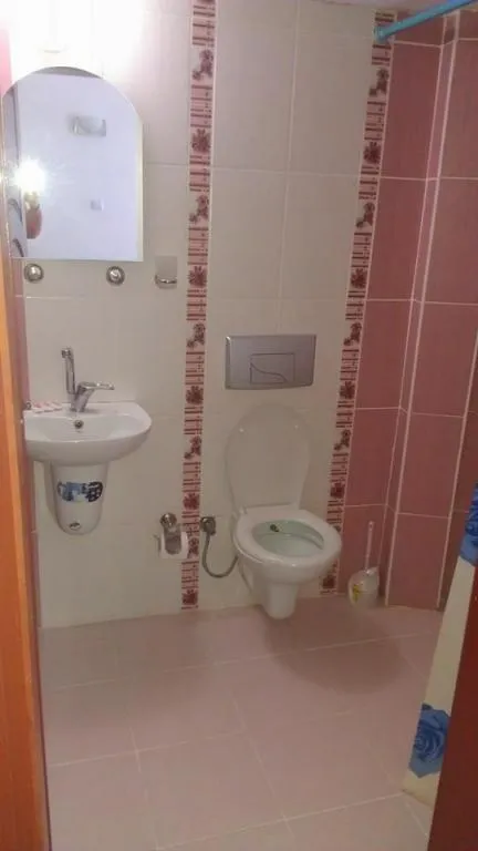 Standart Oda,Bahçe veya Dağ Manzaralı,2. Kat Balkonlu