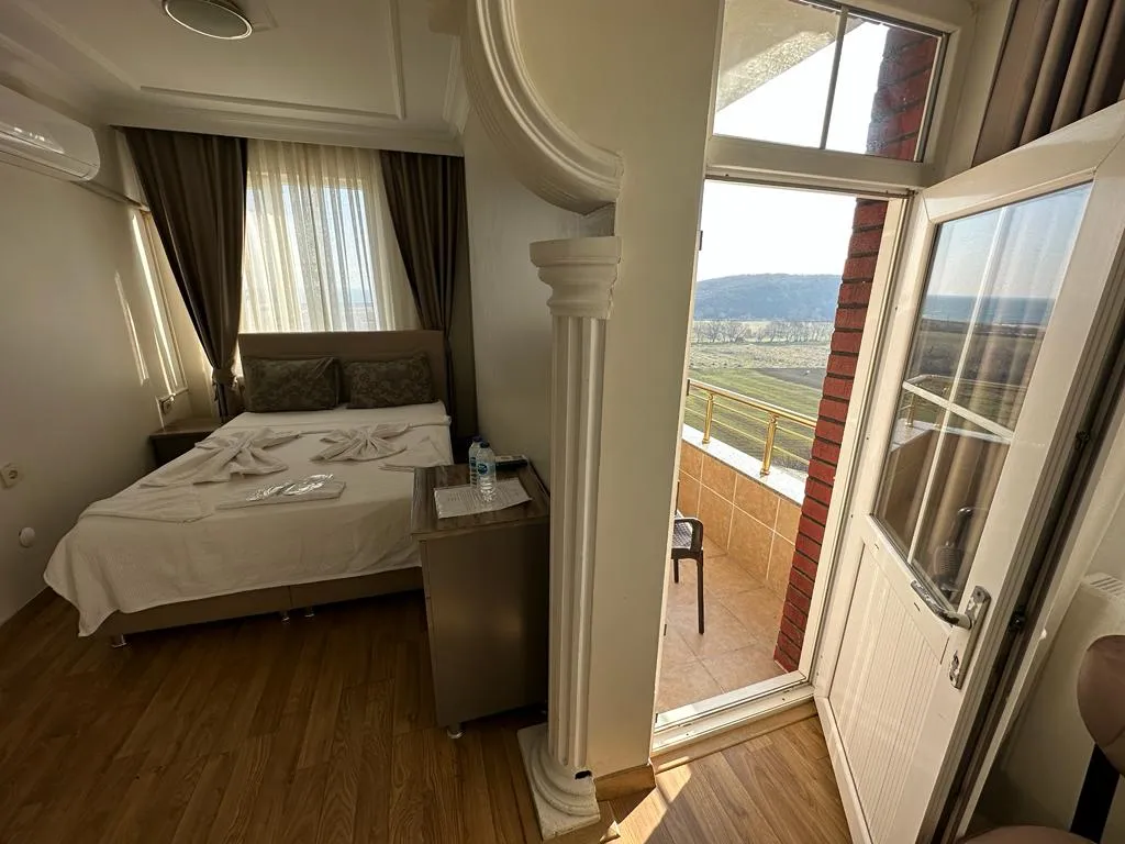 Delux Deniz Manzaralı Oda