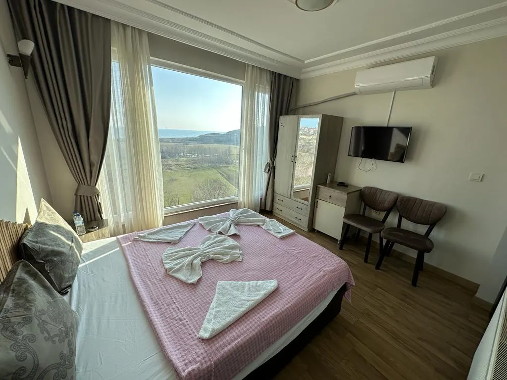 Delux Deniz Manzaralı Oda