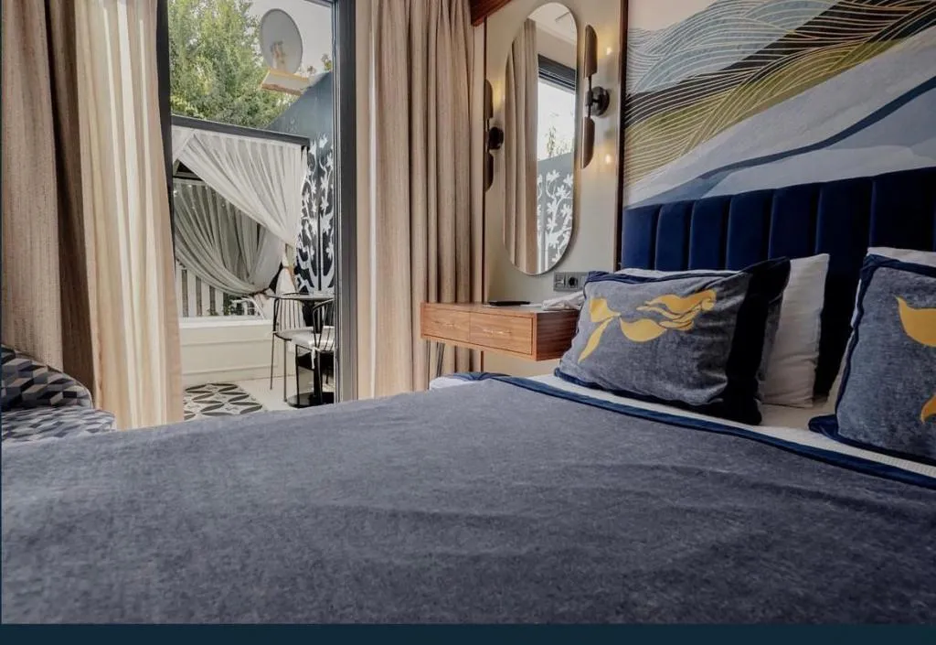 Deluxe Jakuzili Suite,Bahçe Manzaralı,Jakuzili
