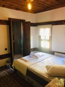 Lonca Konuk Evi