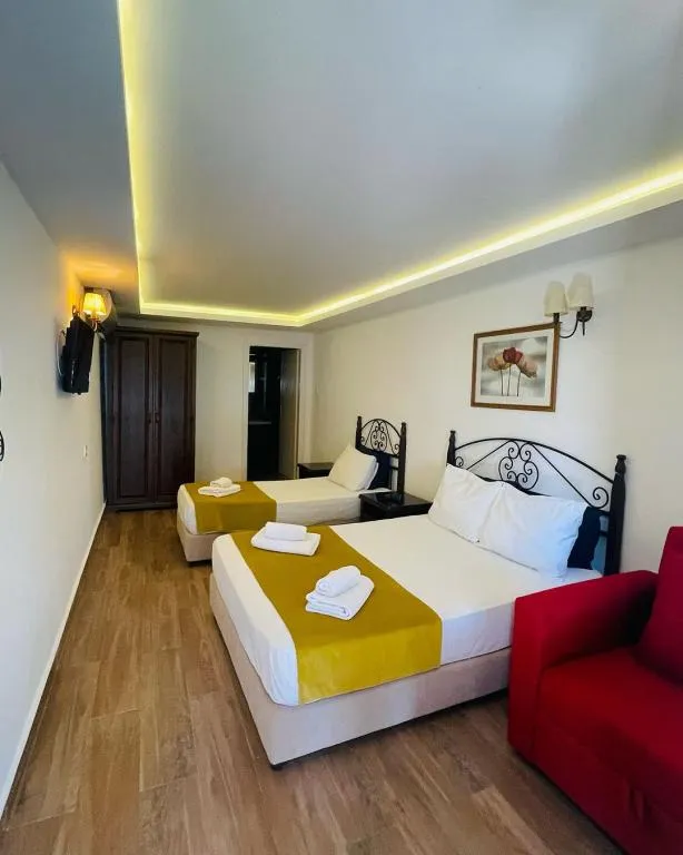 Aile Odası,Bahçe Manzaralı