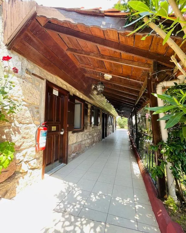 Aile Odası,Bahçe Manzaralı