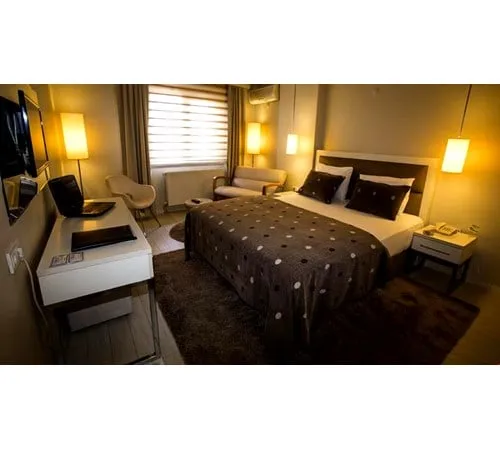 Standart Oda,Şehir Manzaralı