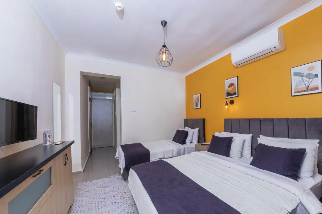 Kiraz Otel, Üç Kişilik Oda (Deniz Manzaralı