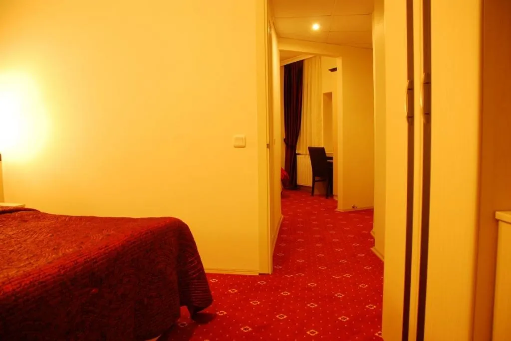 Aile Odası,Şehir Manzaralı