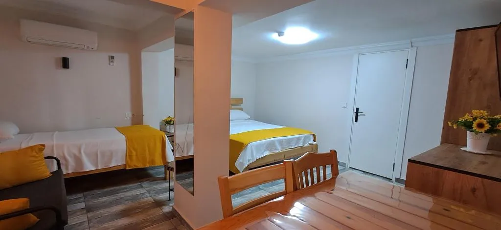 Üç Kişilik Oda,Bahçe Manzaralı