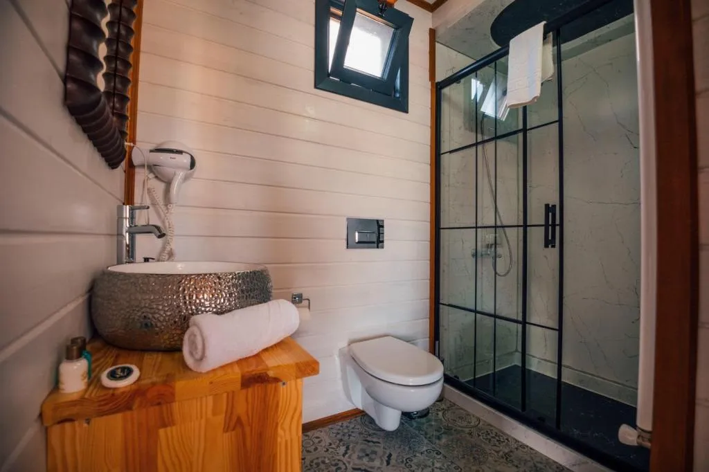 Mini Suite,Doğa Manzaralı,Isıtmalı Özel Havuzlu