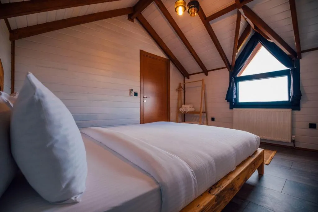 Mini Suite,Doğa Manzaralı,Isıtmalı Özel Havuzlu