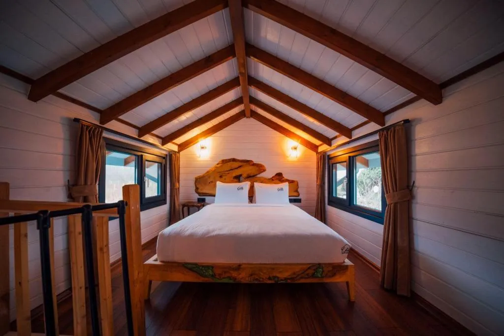 Deluxe Tiny House,Göl Manzaralı,Isıtmalı Özel Havuzlu