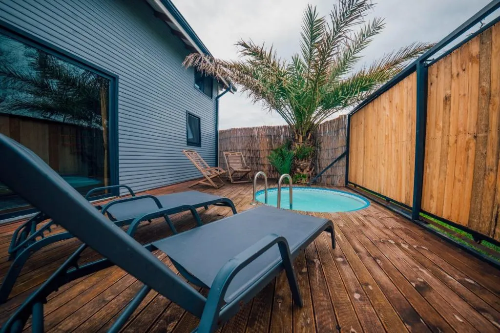 Deluxe Tiny House,Göl Manzaralı,Isıtmalı Özel Havuzlu