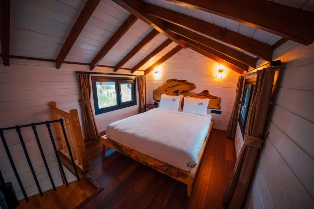 Deluxe Tiny House,Göl Manzaralı,Isıtmalı Özel Havuzlu