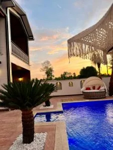 Sapanca Göldibi Suit Bungalov