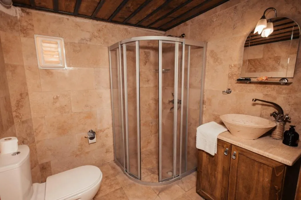 Stone Arch Room