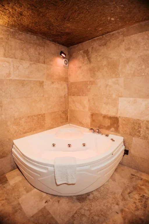 MAGARA SUITE