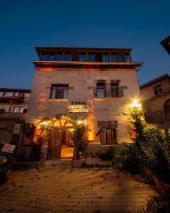 7 Oda Kapadokya Cave House