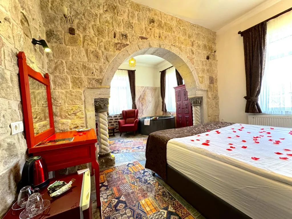 Jakuzili Deluxe Oda,Bahçe Manzaralı,Jakuzili