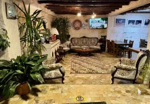 The Red Horse Hotel