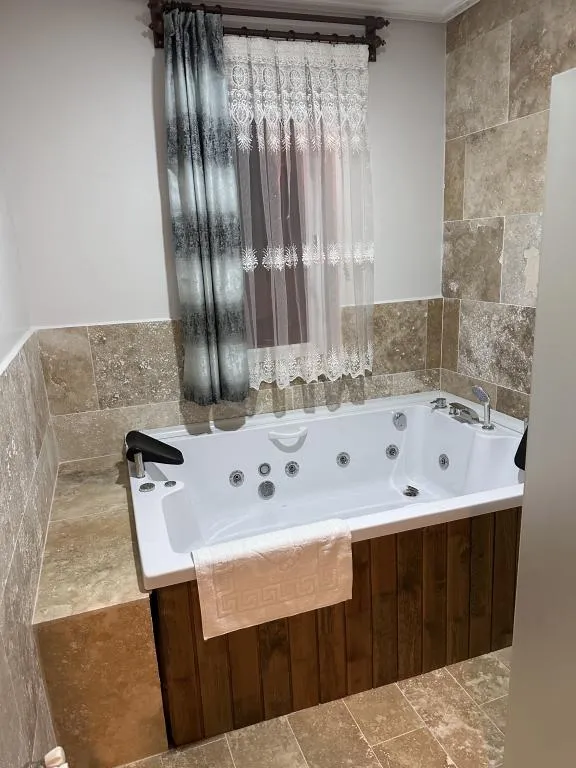 Balayı Odası,Balkonlu