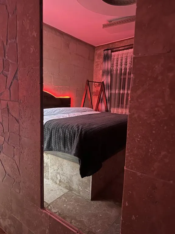 Jakuzili Cave Suite,Jakuzili (2 Kişilik)