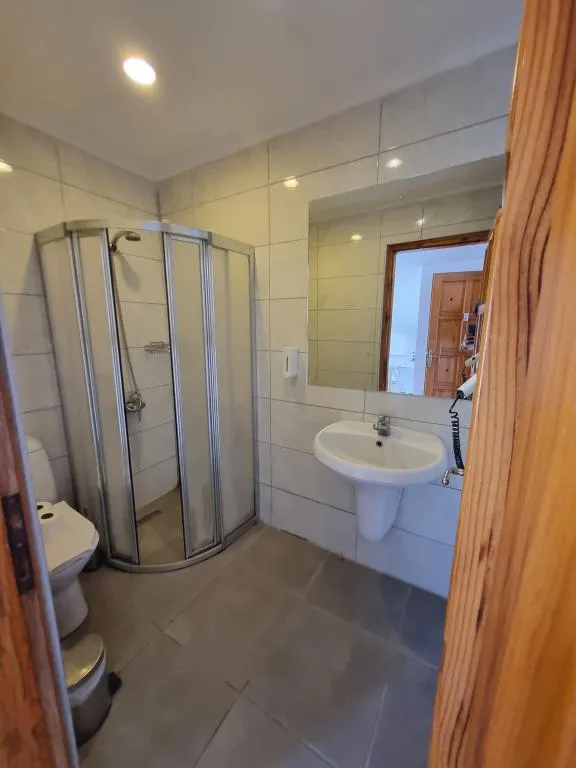 Standart Oda Kısmı Deniz Manzaralı 3 pax