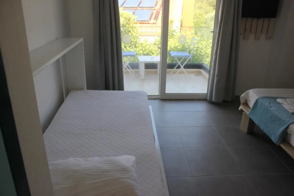 Standart Oda Kısmı Deniz Manzaralı 3 pax