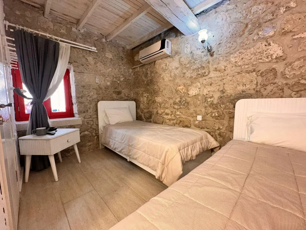 Twin,Şehir Manzaralı
